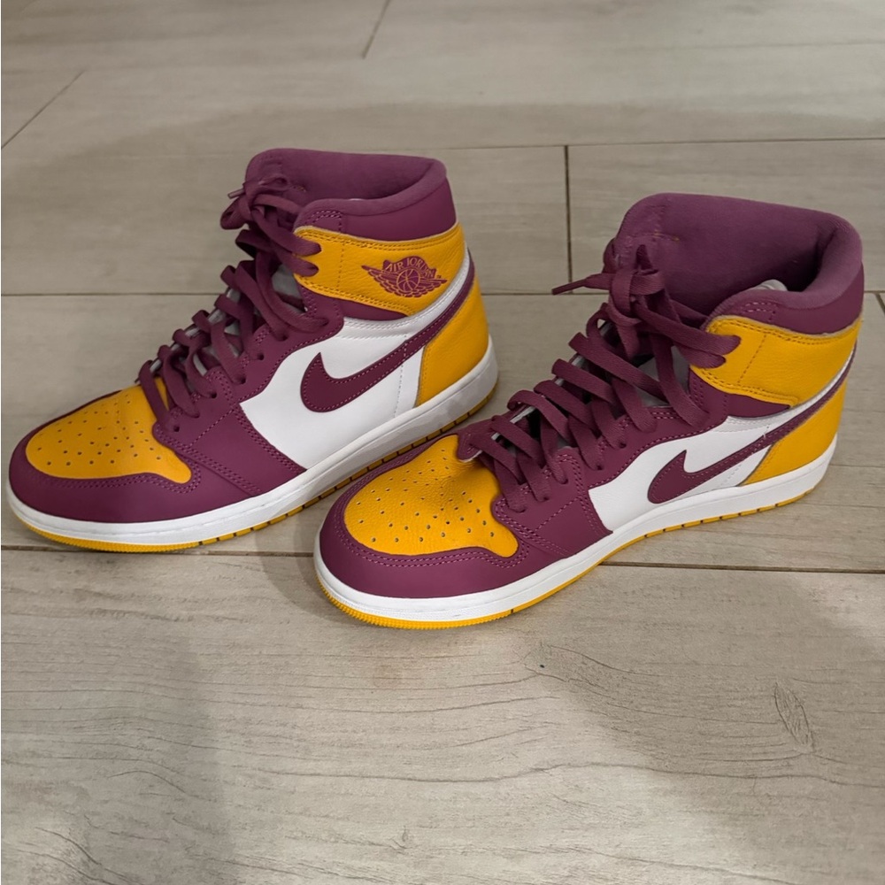 Jordan Men's Sneakers - Purple and Yellow